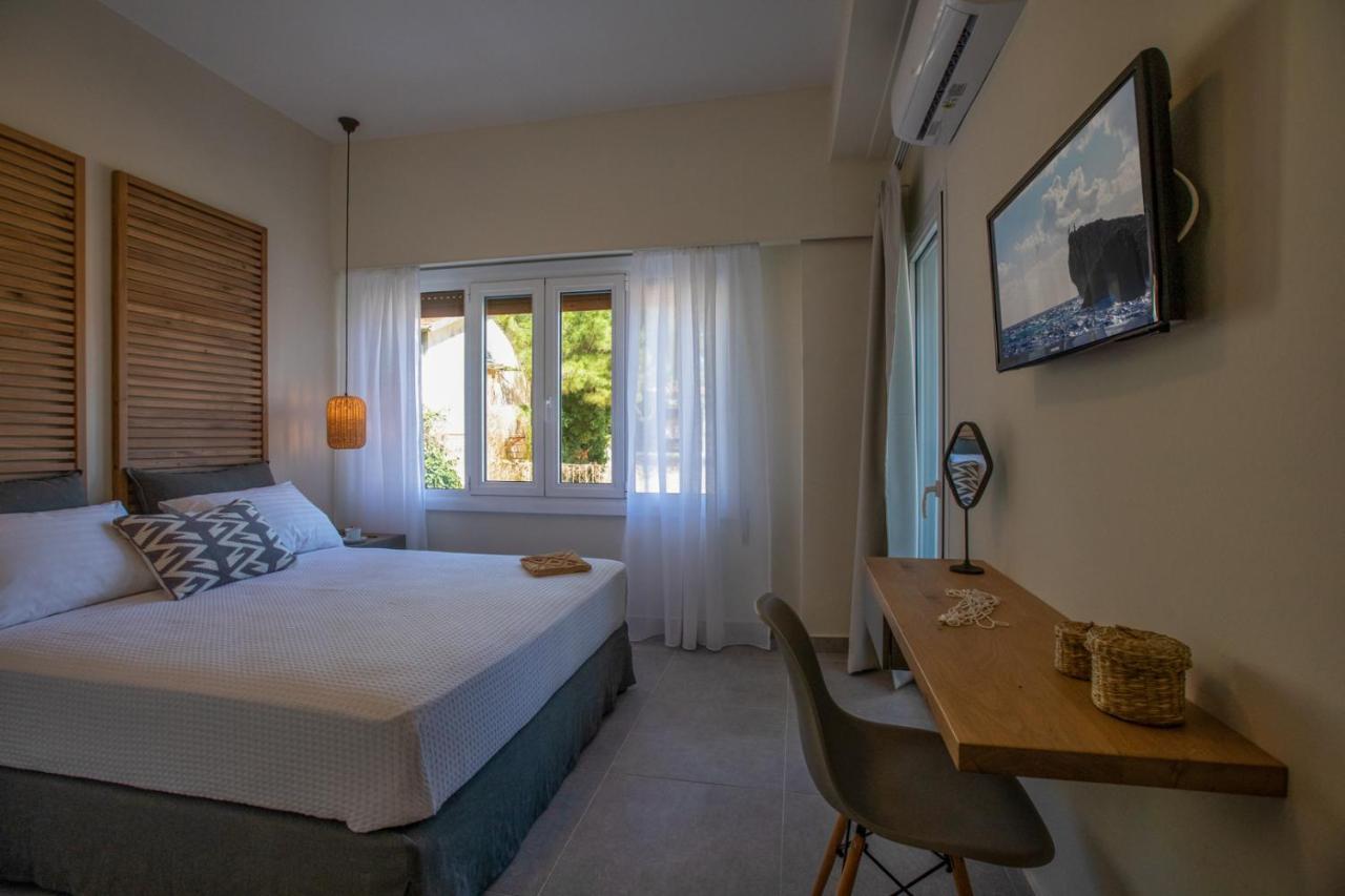 Anemelia Luxury Apartments Argostoli  Exterior photo