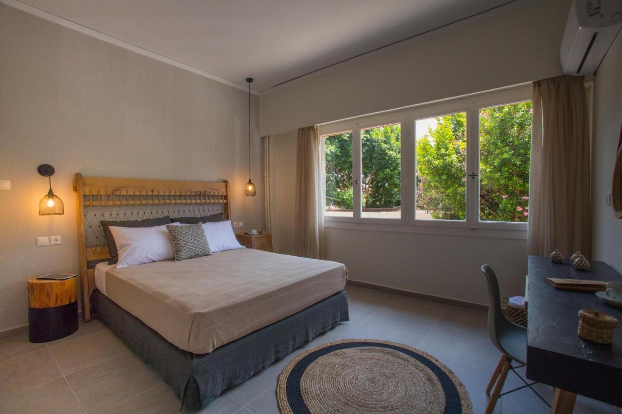 Anemelia Luxury Apartments Argostoli  Exterior photo