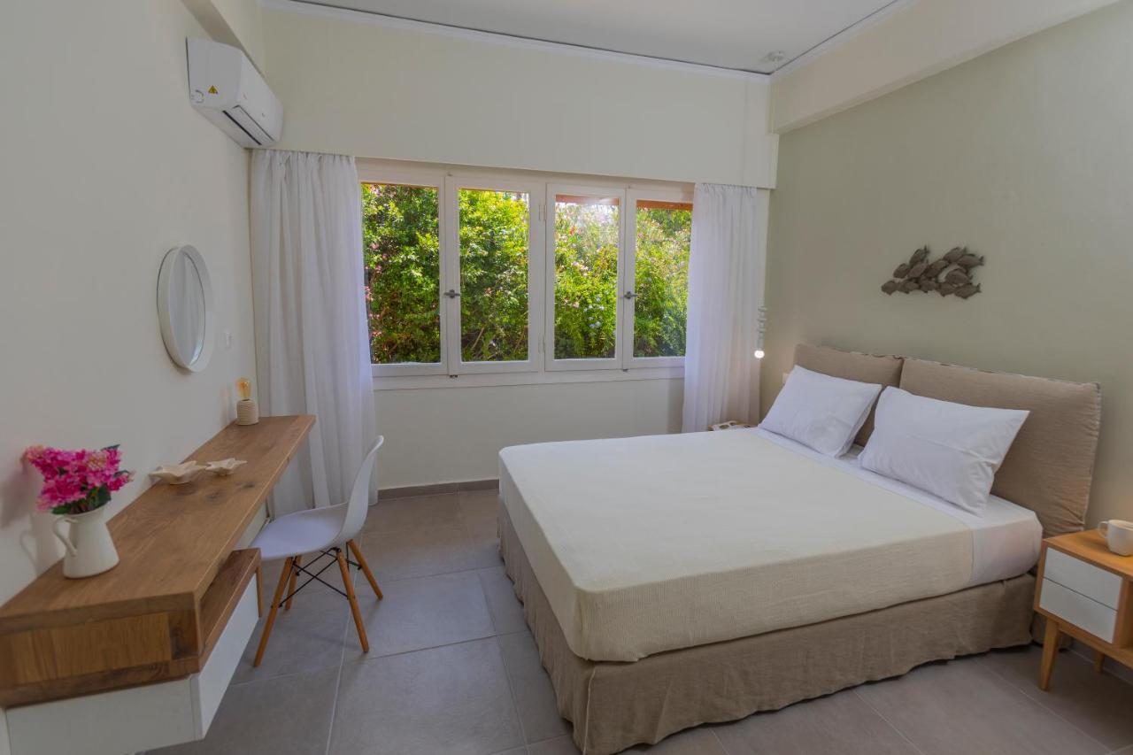 Anemelia Luxury Apartments Argostoli  Exterior photo